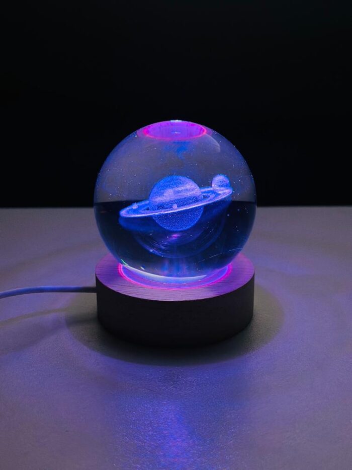Saturn 3D Crystal Ball