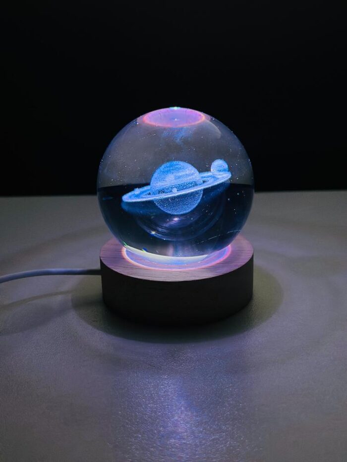 Saturn 3D Crystal Ball