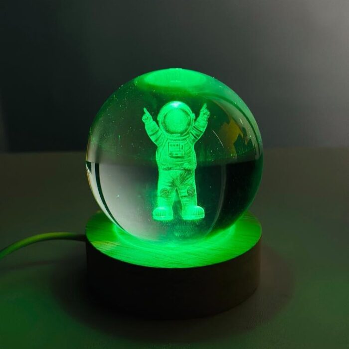 Astronaut 3D Crystal Ball