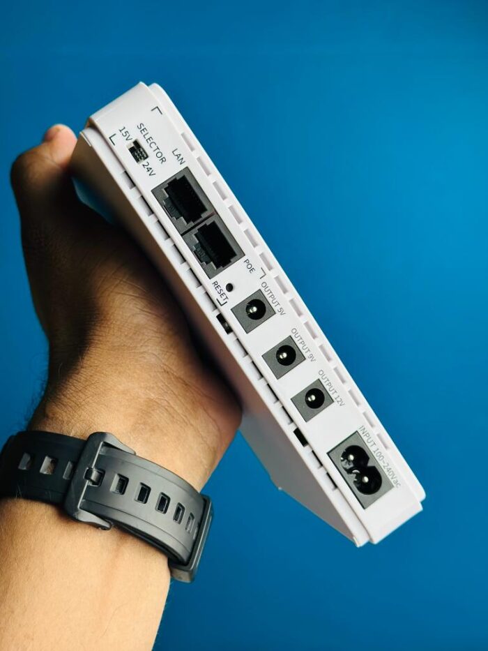 Mini DC UPS